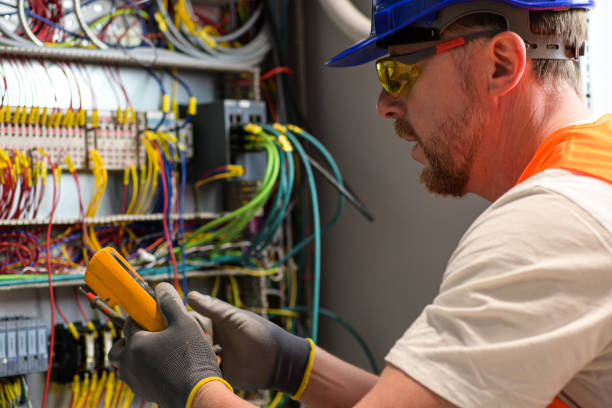 Best Affordable Emergency Electrician  in Woodbourne, PA